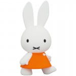 Ultra Detail Figure Dick Bruna No.706 UDF Walking Miffy Medicom Toy