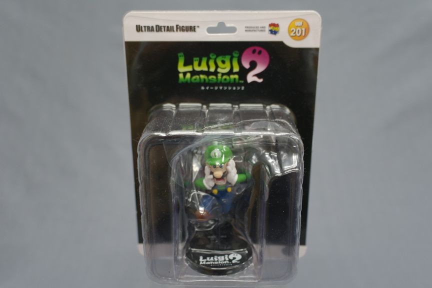 Ultra Detail Figure Luigi's Mansion Dark Moon: Luigi