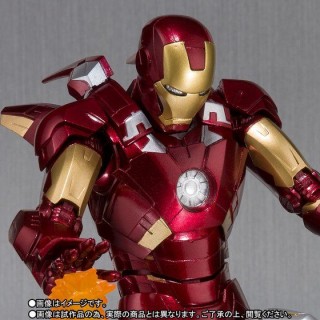 S.H. Figuarts Avengers Iron Man Mark 7 