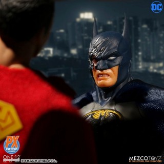 ONE:12 Collective DC Comics Limited Sovereign Knight Batman 1/12 Mezco
