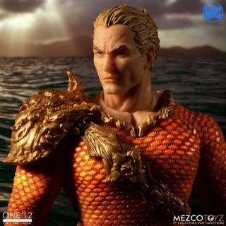 ONE:12 Collective DC Comics Aquaman 1/12 Mezco